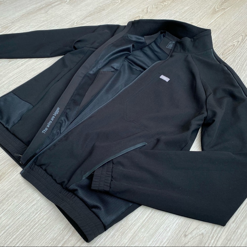 New Figs Scrub Jacket